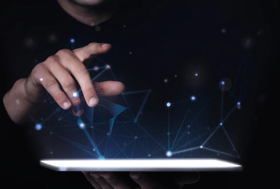 我想问一下中专学生可以考清华大学吗 中专生男孩考进清华